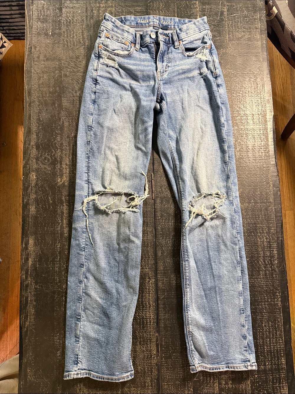 American Eagle Outfitters Light Wash Distressed Straight Leg Jeans